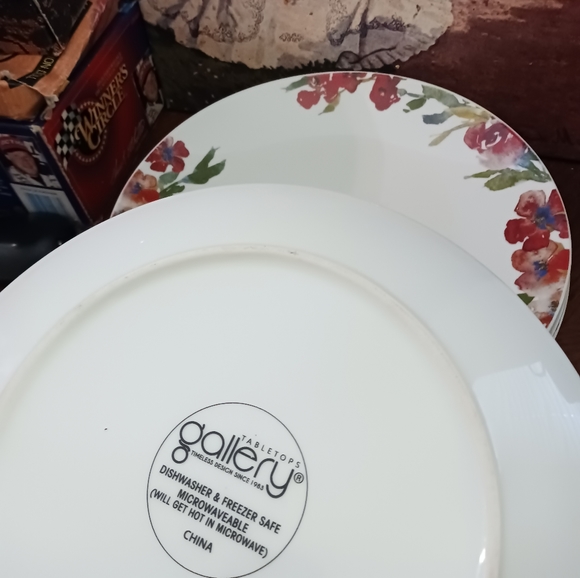 🍅🥪4 Tabletops Galler Plates 11”×2"🍛🍲 Hand Painted Set,NICE GIFT.🥙🥞🍱🎁 - Picture 4 of 14